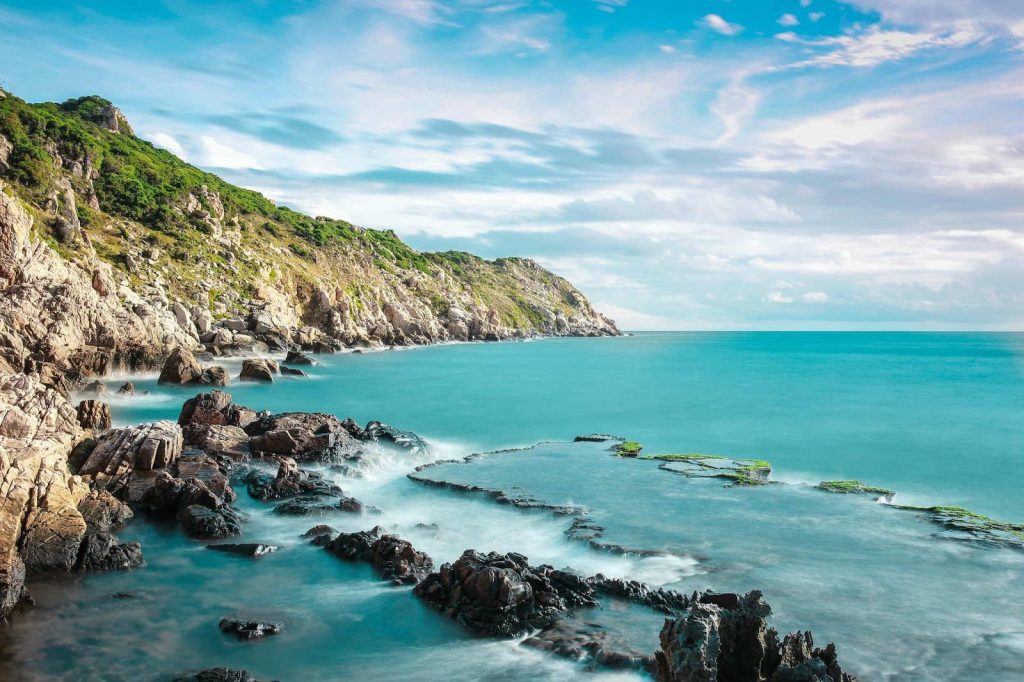 Vinh Hy Bay & Hang Rai (Ninh Thuan)