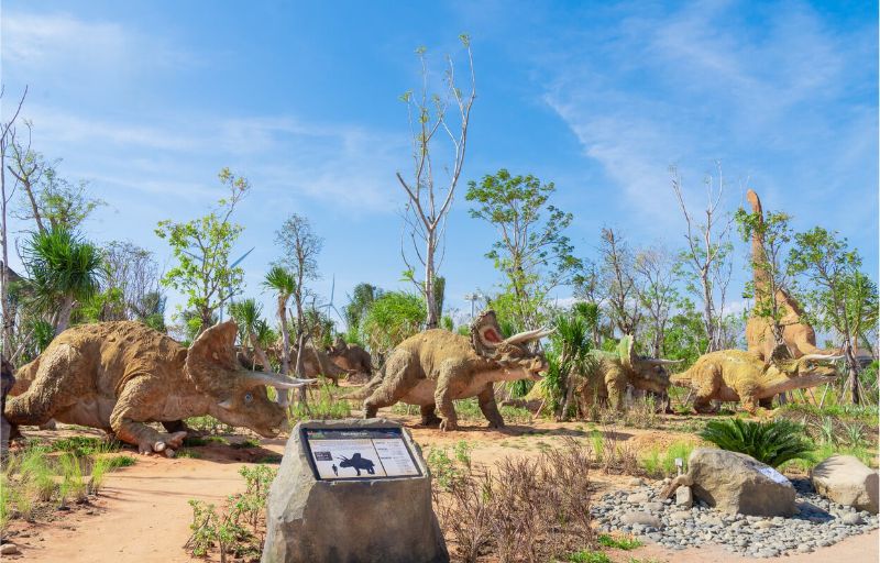 Dino Park opening hours and the best time to visit