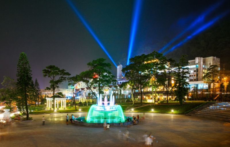 Visit Tam Dao Square and night market atmosphere