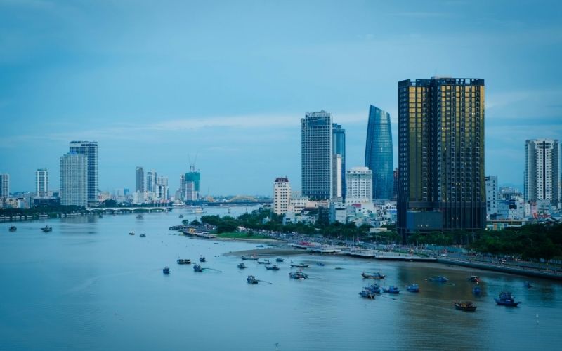 For travelers who want both beach time and cultural experiences, Da Nang offers one of the most balanced destinations in Vietnam