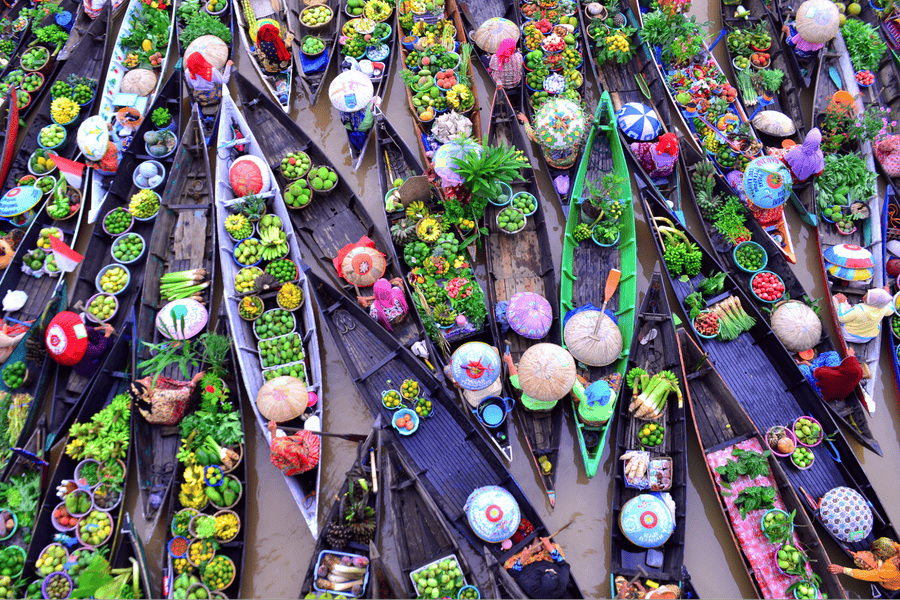 Cai Rang floating market