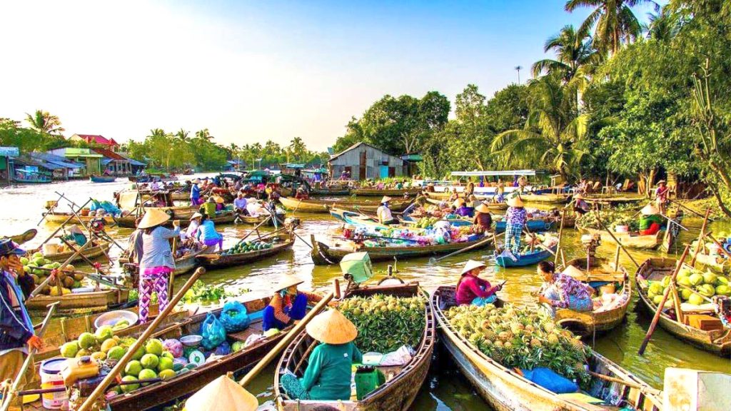 Cai Rang floating market