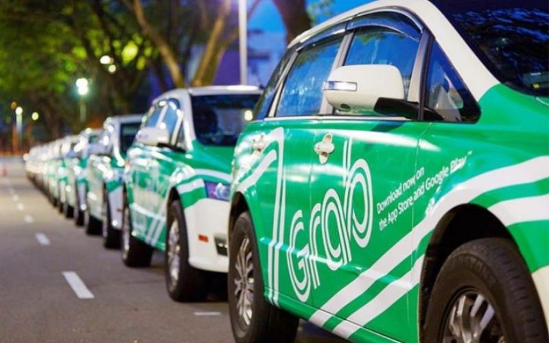 For those who prefer not to drive, taxis and Grab are available in both destinations