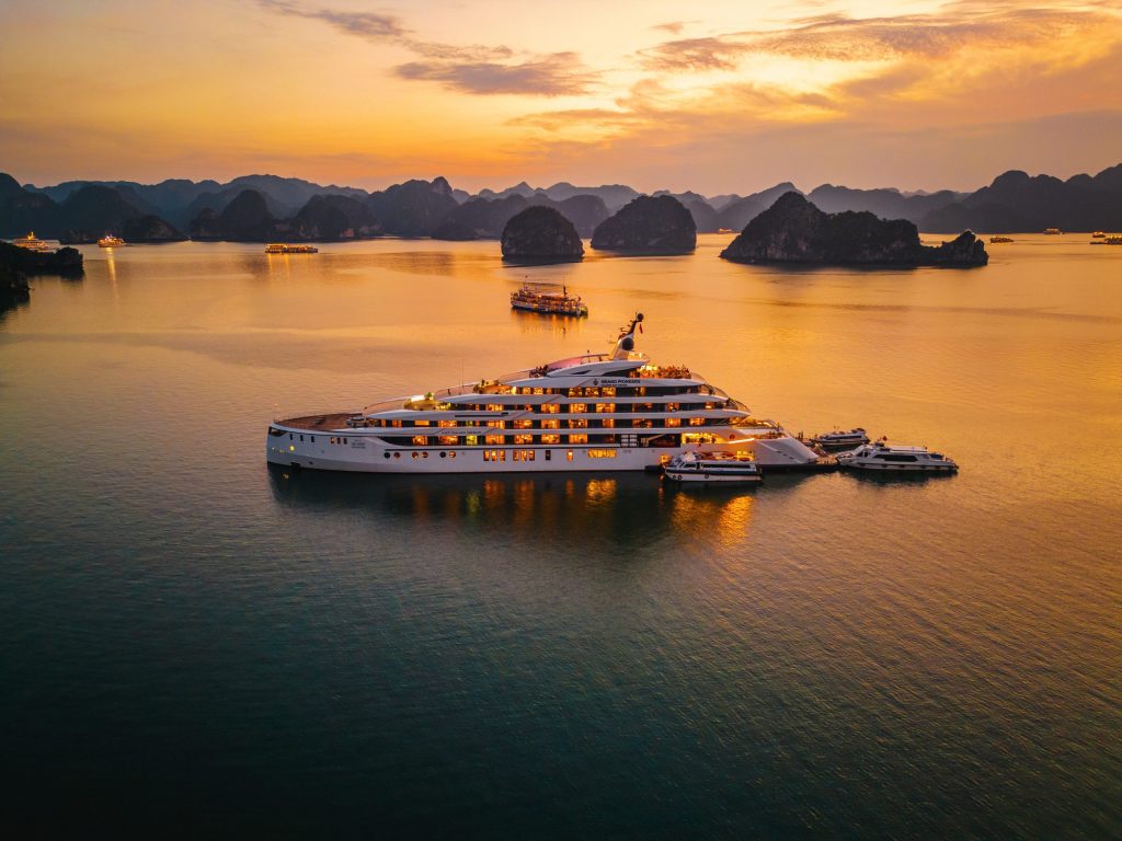 Ha Long Bay cruise - Vietnam