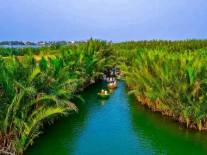 Many travelers planning a trip to Southern Vietnam use the terms Coconut island and Ben Tre interchangeably