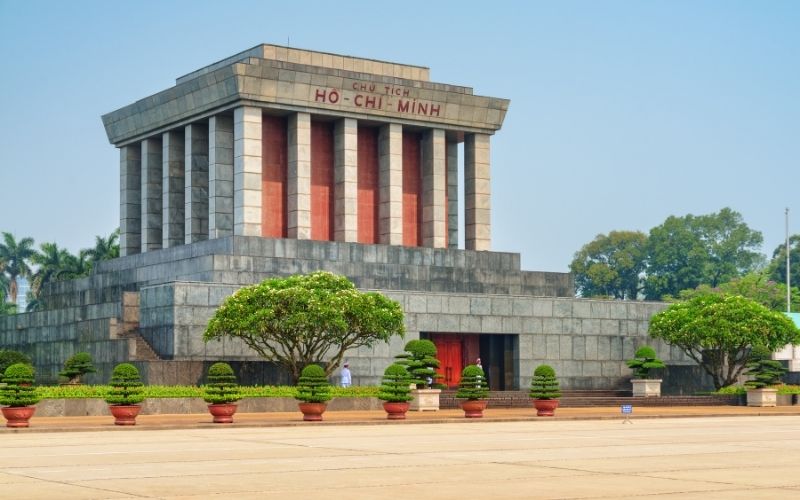 Places have to go in Hanoi, from Ho Chi Minh Mausoleum, Temple of Literature and Tran Quoc Pagoda
