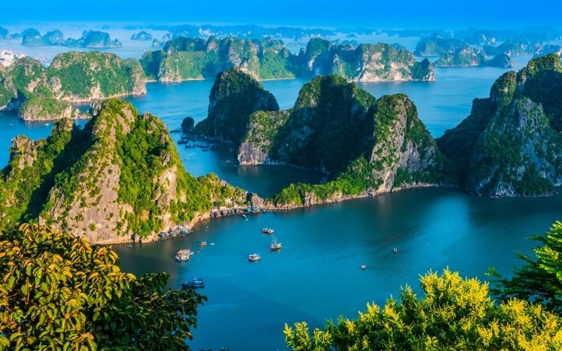 There is something special about watching the sun go down from the deck as limestone islands slowly fade into the horizon on your northern vietnam tour package