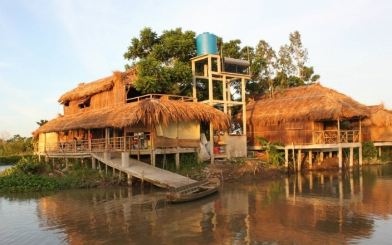 A Mekong Delta homestay offers a slower, more authentic way to experience local life beyond the usual day trip.