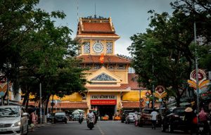 10-day Vietnam trips suit couples, families, and first-time visitors seeking diverse experiences