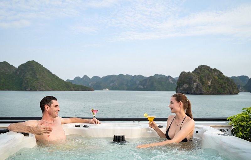 Romantic Vietnam routes featuring Ha Long Bay, Hoi An, Phu Quoc, and Da Lat