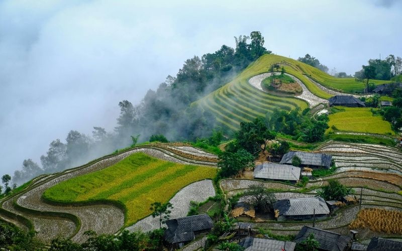 Exploring Dong Van and Ma Pi Leng on a shorter Ha Giang Loop